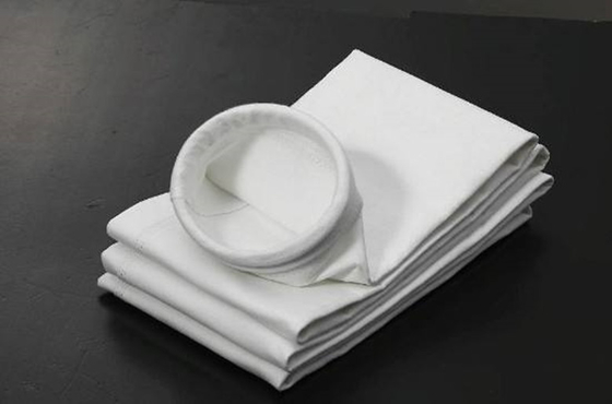 Alcaloide profissional 450gsm~550gsm dos sacos de filtro do poliéster do coletor de poeira anti - anti ácido -