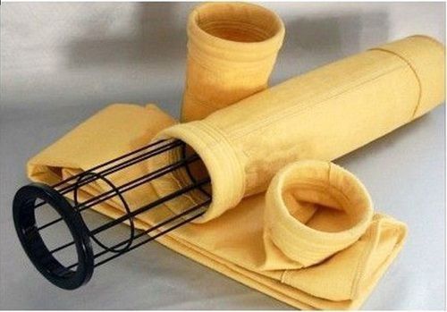 Resistência ácida pura de sacos de filtro do extrator de poeira da planta de aço P84 da alta temperatura 100% 500~550 G/M