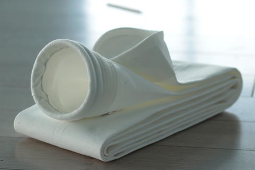 Saco de filtro sentido agulha do poliéster da membrana 500gsm de PTFE